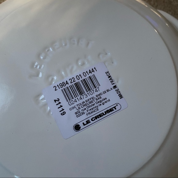 New Le Creuset #22 Eiffel white - Picture 9 of 12